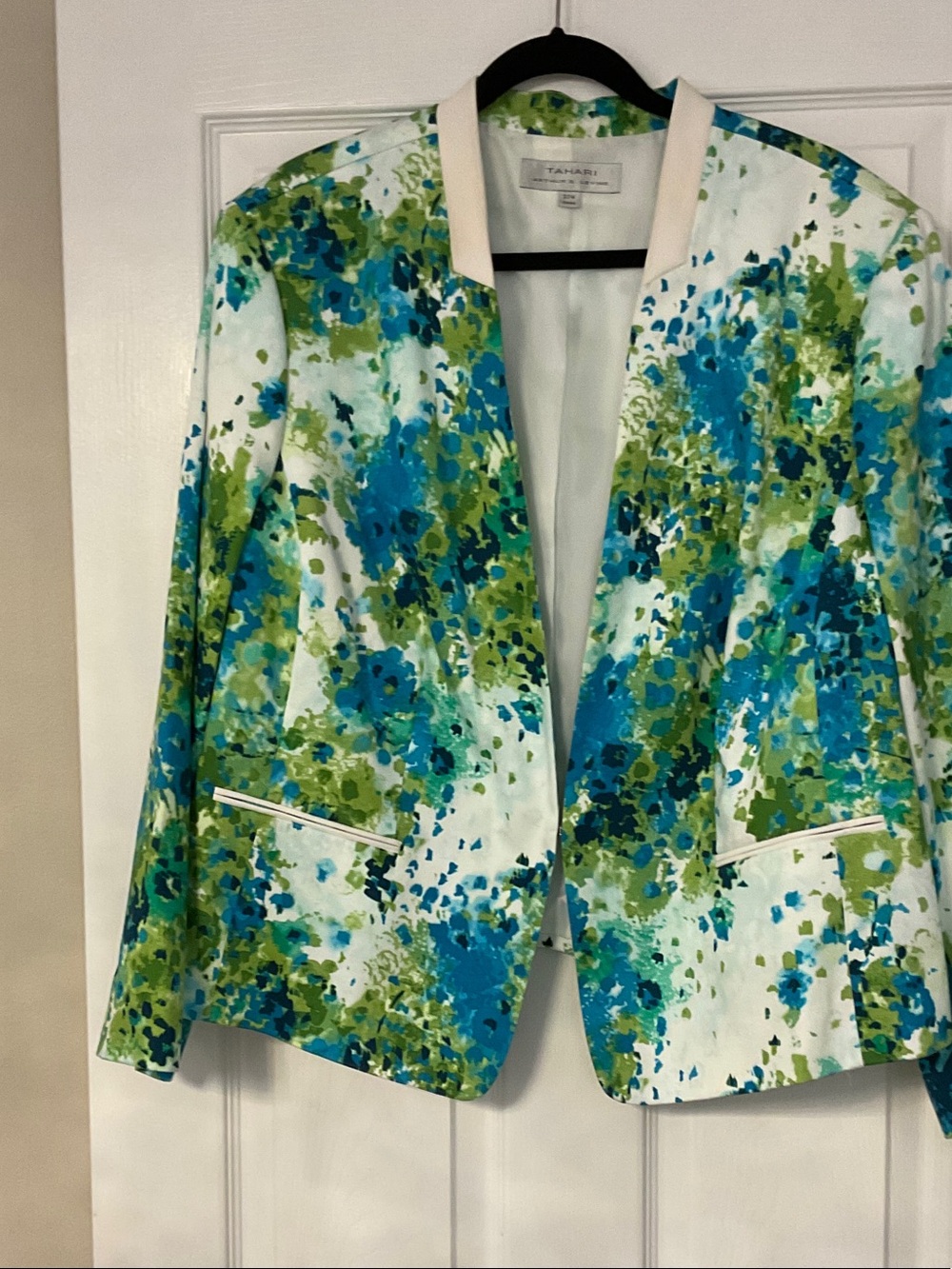 Tahari Blue and Green Floral Open-Front Blazer